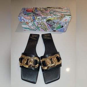 Jeffrey Campbell Black sandals with gold link details, size 10.